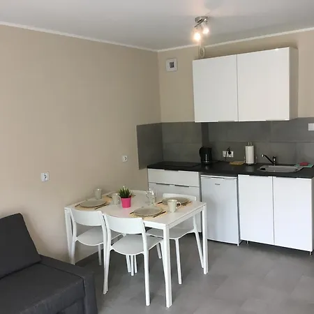 Dado Διαμέρισμα *